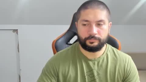 Snapshot of theguardian7 chatting on 11.27.25 theguardian7 online show from 11.27.25