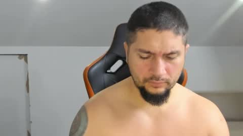 Snapshot of theguardian7 chatting on 12.16.25 theguardian7 online show from 12.16.25