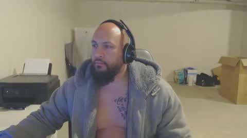 Snapshot of thehawaiian93 chatting on 04.01.26 thehawaiian93 online show from 04.01.26