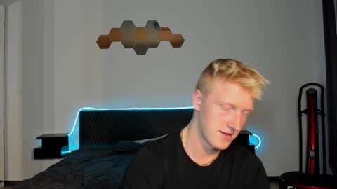 thejacob_d online show from 12.05.25