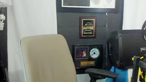 Goddess Nola online show from 02.13.25