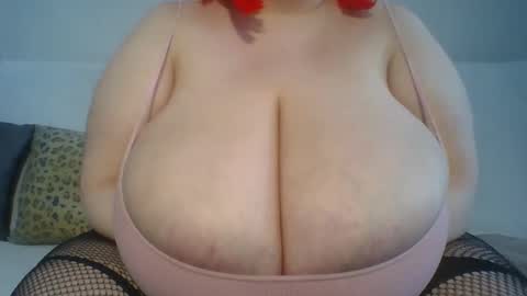 Snapshot of thekinkyangel chatting on 01.25.25 Kinky Angel online show from 01.25.25