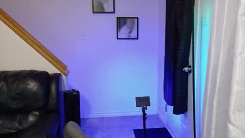 Snapshot of thekodyy chatting on 12.14.25 thekodyy online show from 12.14.25