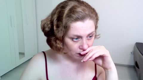 Snapshot of theladysblush chatting on 12.20.24 Ella online show from 12.20.24