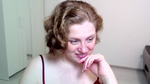 Snapshot of theladysblush chatting on 12.21.24 Ella online show from 12.21.24