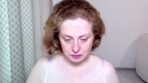 Ella online show from 11.02.25