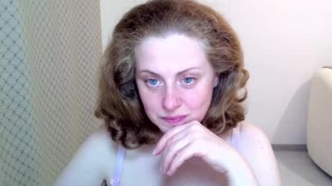 Ella online show from 05.18.26