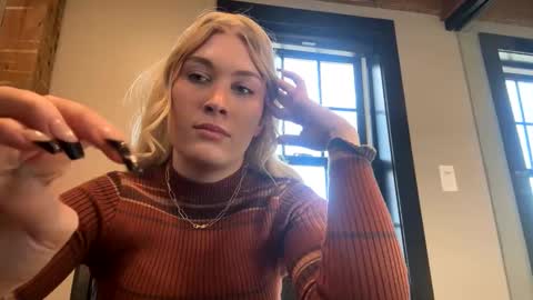 Snapshot of thelittlebambii chatting on 01.08.25 Little Bambii online show from 01.08.25