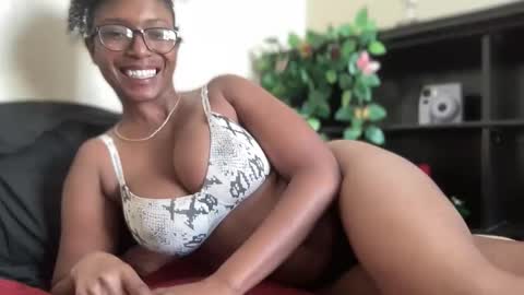 thelovelycandi online show from 04.27.26