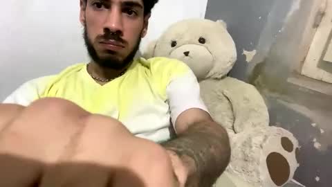 Snapshot of themarttinguyyy chatting on 11.04.25 themarttinguyyy online show from 11.04.25