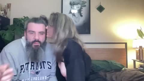 The Mated Pair online show from 01.08.26