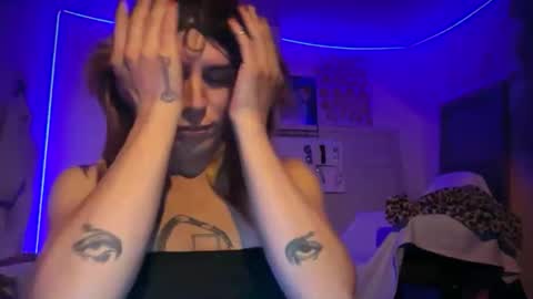 Lucy Lucy online show from 12.22.25