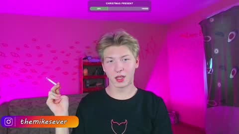 Snapshot of themikesever chatting on 12.08.24 Sever online show from 12.08.24