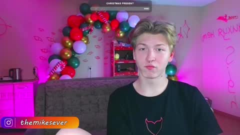 Snapshot of themikesever chatting on 12.19.24 Sever online show from 12.19.24