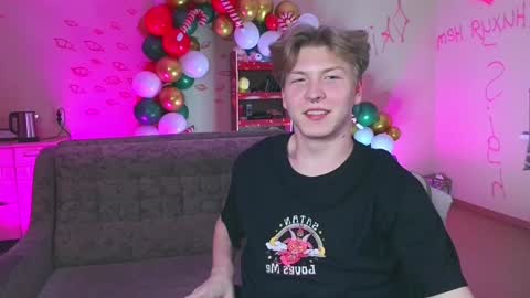 Snapshot of themikesever chatting on 12.26.24 Sever online show from 12.26.24