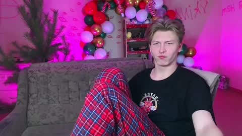 Snapshot of themikesever chatting on 12.28.24 Sever online show from 12.28.24