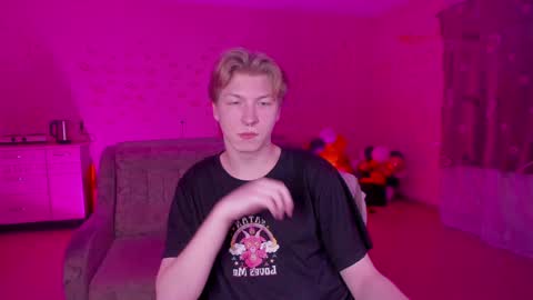 Snapshot of themikesever chatting on 01.27.25 Sever online show from 01.27.25