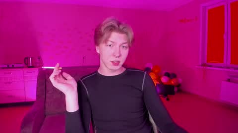 Snapshot of themikesever chatting on 02.09.25 Sever online show from 02.09.25