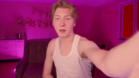 Snapshot of themikesever chatting on 02.19.25 Sever online show from 02.19.25