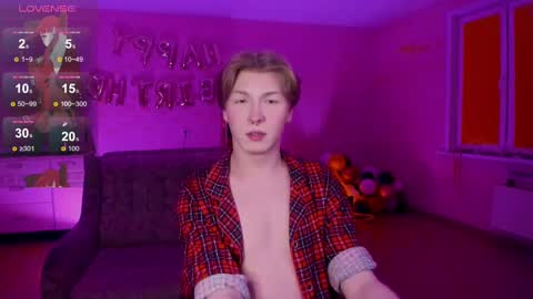 Snapshot of themikesever chatting on 02.26.25 Sever online show from 02.26.25