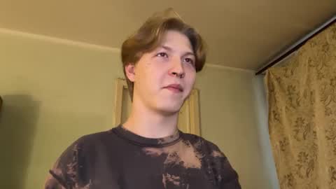 Snapshot of themikesever chatting on 09.28.25 Sever online show from 09.28.25