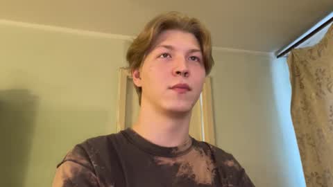 Snapshot of themikesever chatting on 10.01.25 Sever online show from 10.01.25