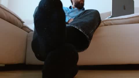 TheMonarchGoat online show from 10.03.25