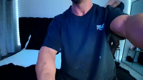 TheMuscleFactory online show from 11.26.25