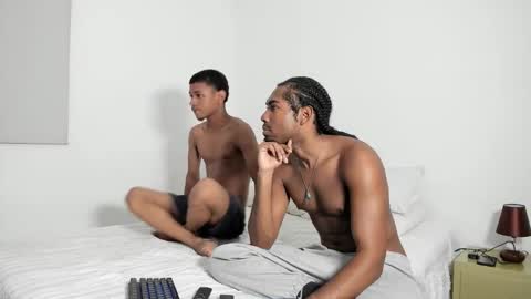 Andriw and Maiol online show from 10.26.25