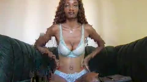 Snapshot of thenymphshow chatting on 02.13.25 thenymphshow online show from 02.13.25