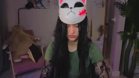 thepretty_kitty online show from 10.30.25