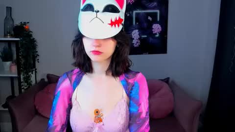 thepretty_kitty online show from 11.25.25