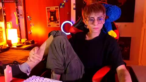 Matt independent model  online show from 04.21.26