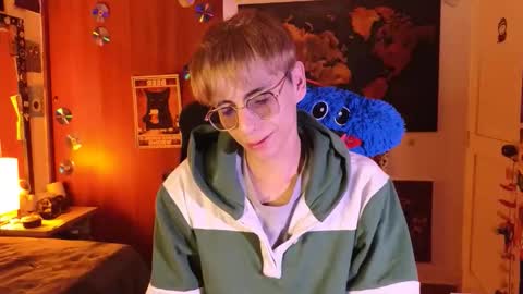 Matt independent model  online show from 05.06.26