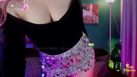 Snapshot of theprincess_rosee chatting on 11.07.25 Rosie online show from 11.07.25