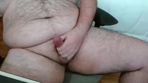 Snapshot of therayth chatting on 11.05.25 therayth online show from 11.05.25