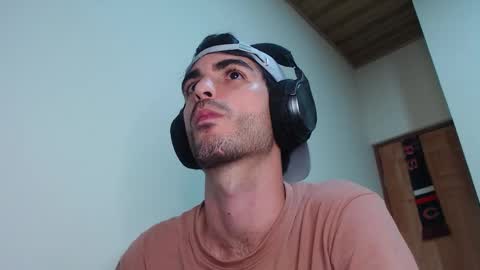 Santiago Enrique online show from 01.12.26