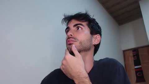 Santiago Enrique online show from 02.18.26