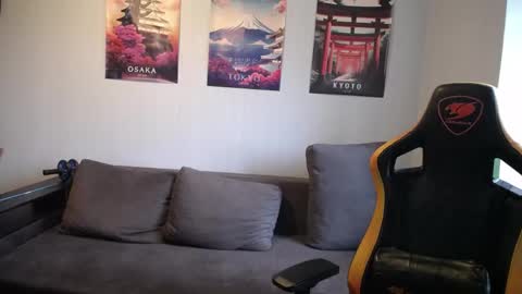 Nick   online show from 04.19.26