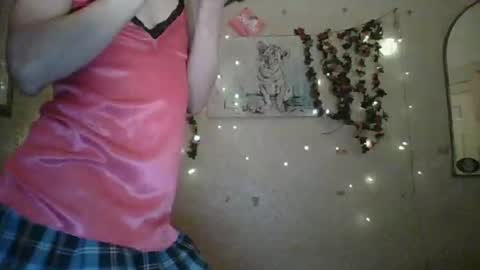 Snapshot of thesillymillie chatting on 02.22.25 sillymillie0 online show from 02.22.25