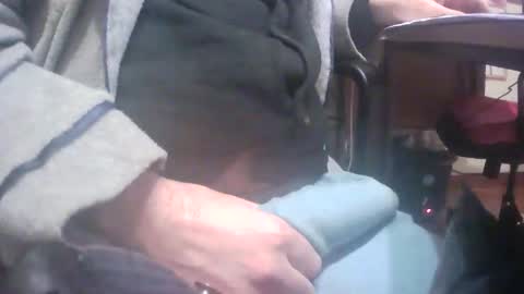 Snapshot of thesixpack_ chatting on 02.11.26 thesixpack_ online show from 02.11.26