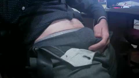 Snapshot of thesixpack_ chatting on 05.13.26 thesixpack_ online show from 05.13.26