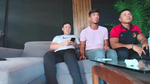 thestraightroom online show from 04.16.26