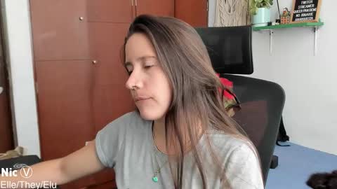 Nicole online show from 01.05.26