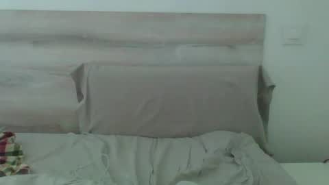 Snapshot of thetubedscarfguy chatting on 02.14.25 Scarf guy online show from 02.14.25