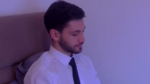 The Waiter online show from 11.29.25