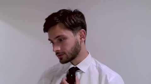 The Waiter online show from 12.02.25