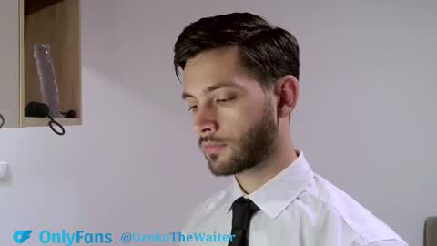 The Waiter online show from 12.04.25