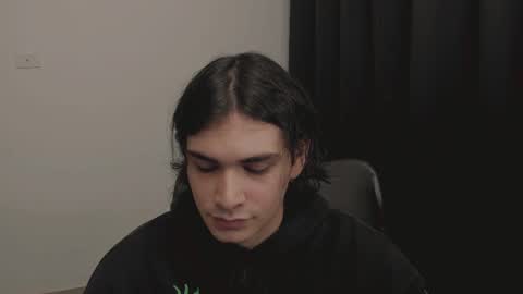 thiaan__ online show from 03.08.25