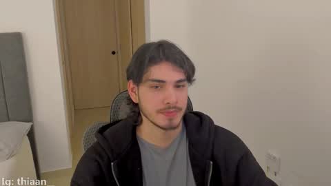 thiaan__ online show from 10.19.25